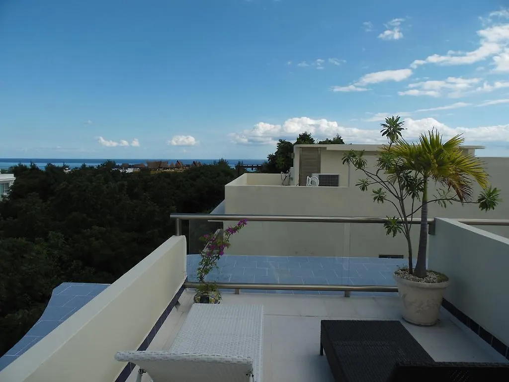 Mimosa Tree Condos Playa del Carmen Aparthotel